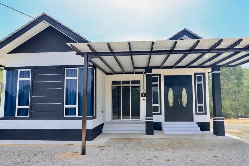 Kampung Penarik Casa | Santai Rhuteng Homestay