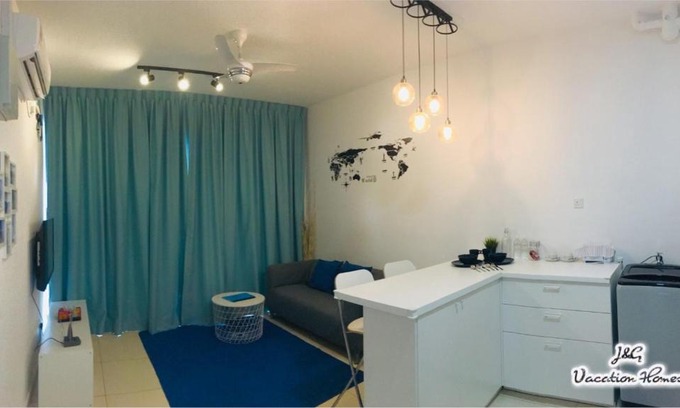 Sekudai Apartamento | Santorini by J&G Vacation Homes