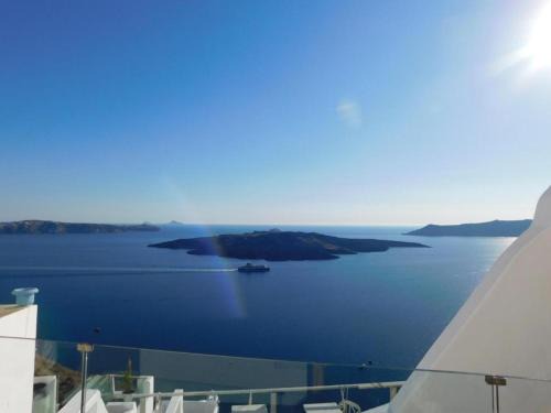 Fira Apartamento | Santorini Fira Caldera Suites