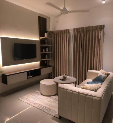 Negombo Apartamento | Santorini - Serene Resort Apartment in Negombo - Just 10 Min away from Airport
