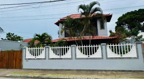 Saquarema Casa | Saquarema- Lagoa, praia , piscina e jogos