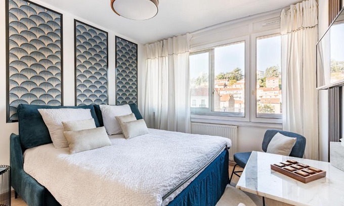 Saint-Etienne Apartamento | SARAH - Design Studio Lumineux Bergson