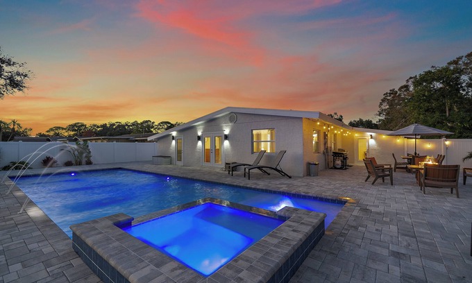 Alta Vista Casa | Sarasota Memories For a Lifetime, 3 Bedroom, 3 Bathroom With Large Heated Pool
