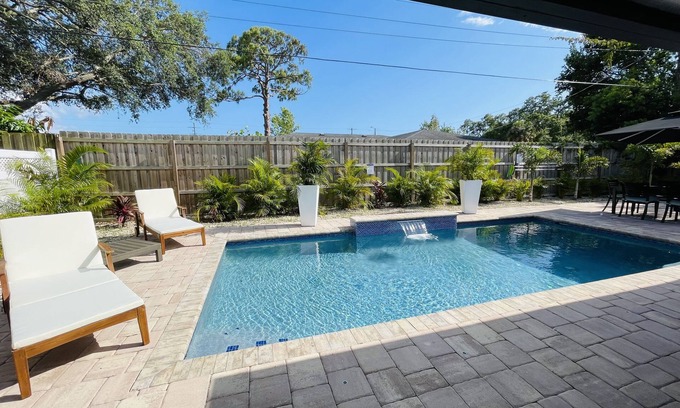 South Gate Ridge Casa | Sarasota Paradise Heated Pool Home Near Siesta Key Beach