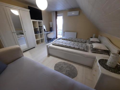 Kiskoroes Casa | Sarkcsillag Vendégház