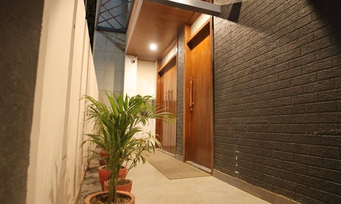 Agra Casa | Saroj Villa