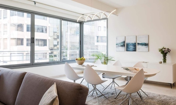 Achrafieh Apartamento | Sassine Flats - Large & Luminous - Power 21/24