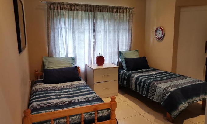 Berea Casa | Satin Alan