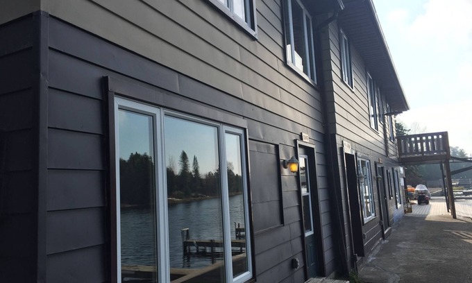 Sauble Beach Cabina | Sauble River Marina & Lodge Resort