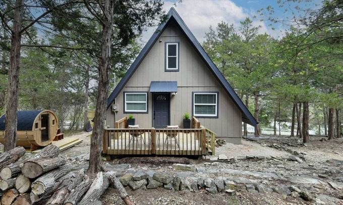Table Rock Cabina | Sauna, cold plunge, Pet friendly
