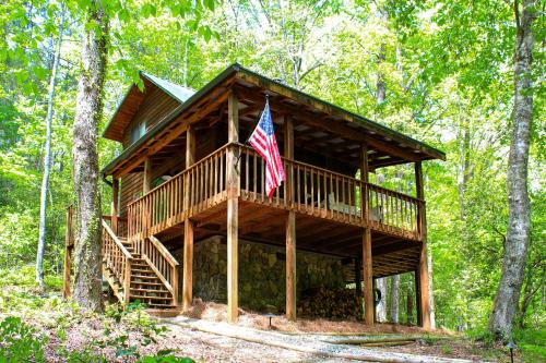 Sautee Nacoochee Casa | Sautee Nacoochee Mtn Paradise with Spacious Deck!