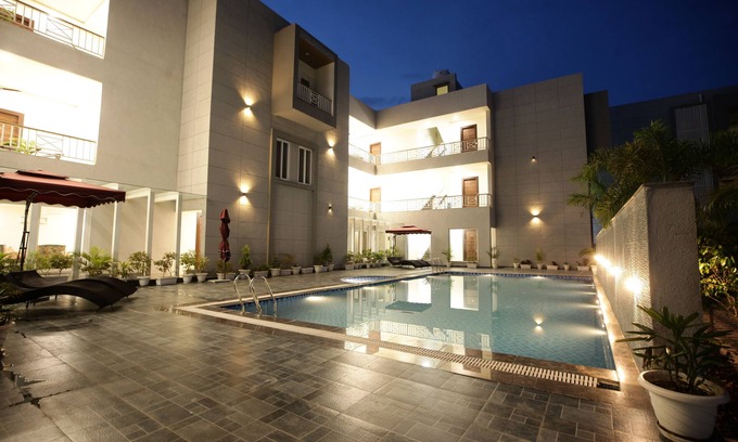 Ramnagar Hotel | Savanna Retreat By Mystical Views