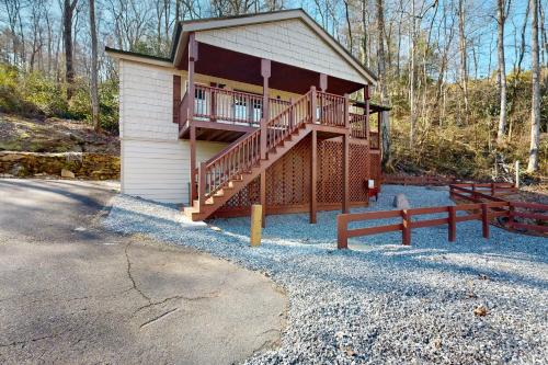 Sylva Casa | Savannah Creek Cottage
