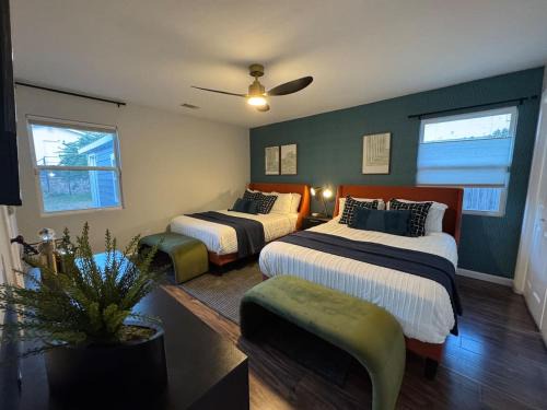 Isle of Hope Historic District Casa | Savannah Escape - A modern one