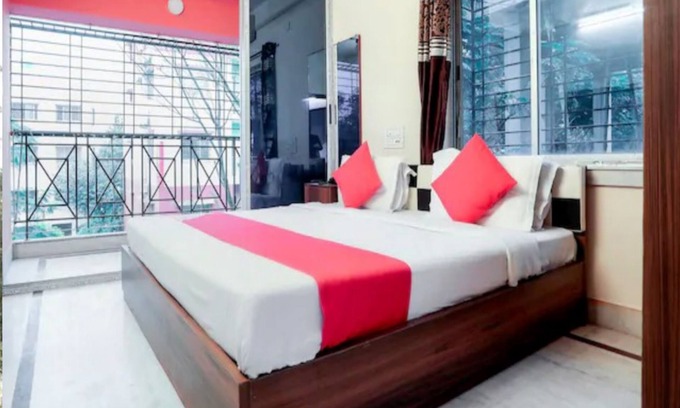 New Town Apartamento | Saver Rooms with amenities near biswa bangla gate and kolkata airport