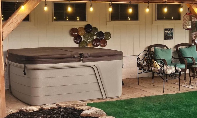 Fredericksburg Casa | Sawmill Cottage