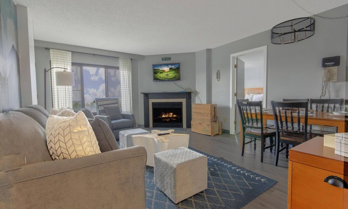 Snowshoe Condominio | SC 5405: Snowfall Sanctuary | Fireplace Glow & Near the Lifts