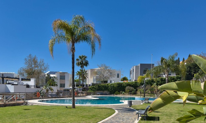 Marbella Chalet De Esquí | SC12.Exclusiva adosada de lujo en Terrazas de Santa Clara Golf.
