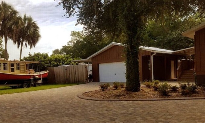 Homosassa Casa | Scallop Hut - Old Homosassa