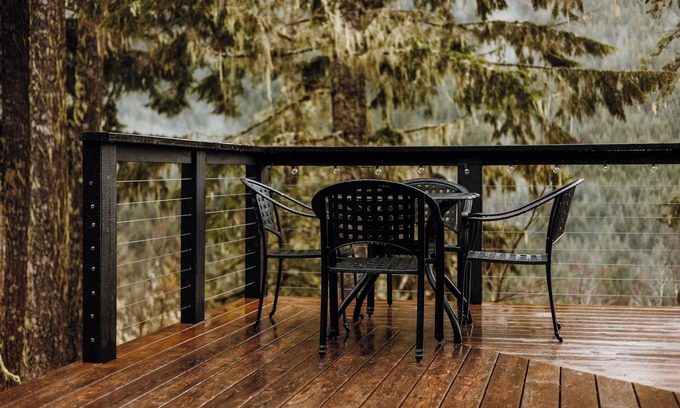 Marblemount Cabina | Scandinavian Luxury-Off Grid Cabin close to North Cascades National Park