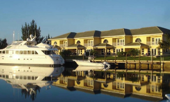 Bell Channel Bay Condominio | Scarborough Villas # 2 · Villa de lujo - Deepwater Channel - Muelles y piscina