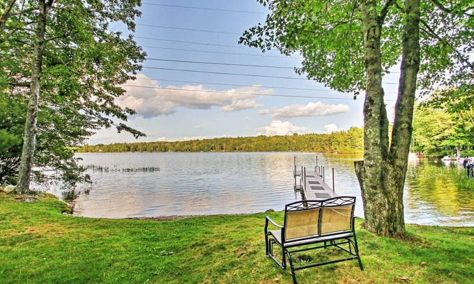 Lyman Casa | ¡Lyman Home on Swan Pond con cubierta grande y muelle de 40 pies!