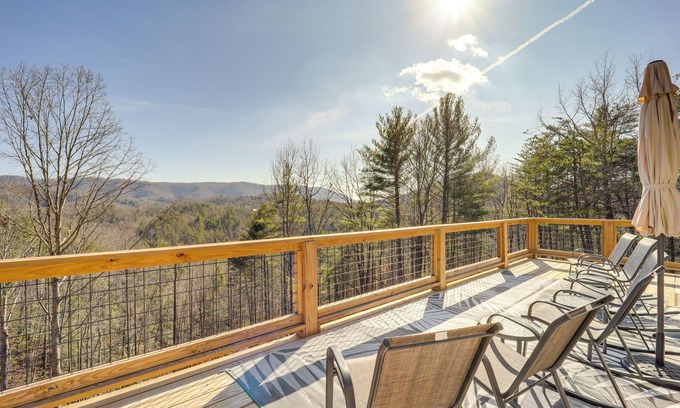 Ferguson Casa | Scenic Mtn Views & Fire Pit: Modern Lenoir Retreat
