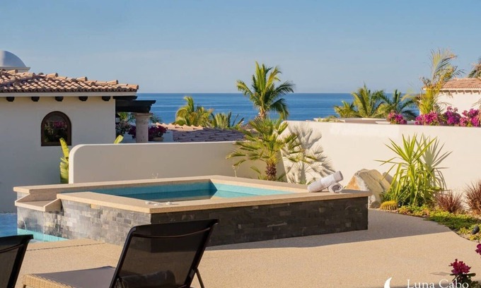 Buzzards Villa | Scenic Ocean view, Infinity Pool & Beach Access