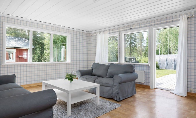 Orviken Casa | Scenic Seaside Retreat near Northvolt Ett