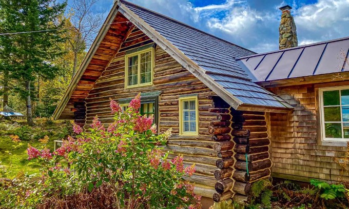 Warren Casa | Scenic Sourbush