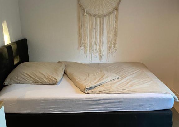 Goeppingen Apartamento | Schöne moderne renovierte Einliegerwohnung mit Terrasse