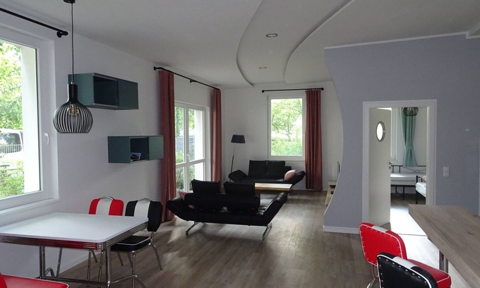 Potsdam West Apartamento | Schöne, Neue Ferienwohnung, Familienfreundlich in Zentrums- und Schlossparknähe