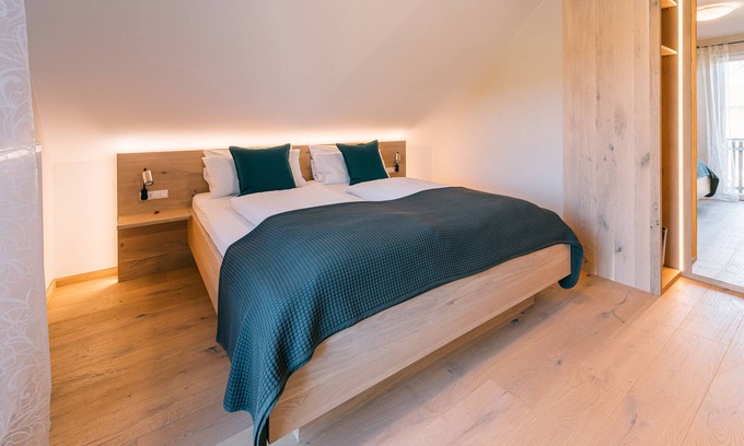 Neualbenreuth Apartamento | Schöne Wohnung mit Kuschliger Galerie