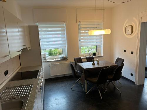 Hamm Casa | Schöne Zimmervermietung für Monteure geeignet ! Direkt am Kanal mit Gartennutzung!