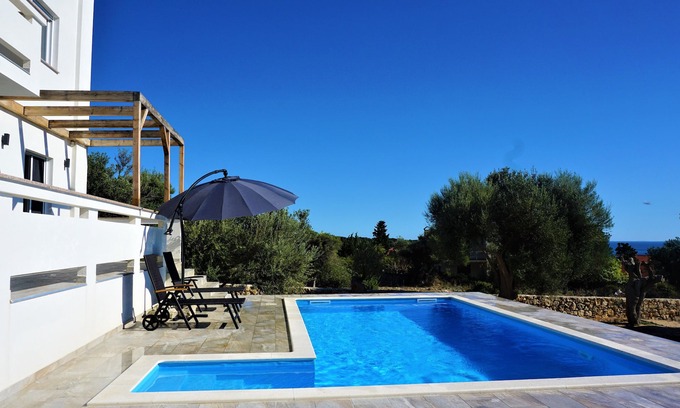 Jakisnica Casa | Schönes Ferienhaus mit Pool