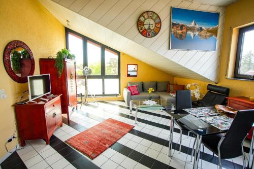 Rheinstetten Apartamento | Schönes Studio in der Rheinebene, zentral gelegen
