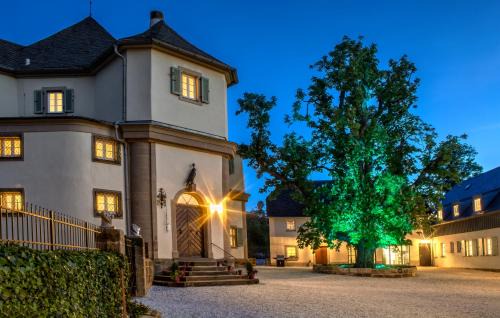 Bad Berneck im Fichtelgebirge Cama Y Desayuno | Schloß Falkenhaus