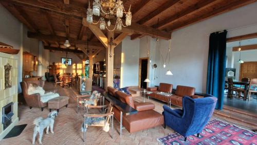 Mellenthin Apartamento | Scheunenloft Usedom -4- Familienoase bis 15 Pax spacious big garden dog-friendly - SiLyVi homes