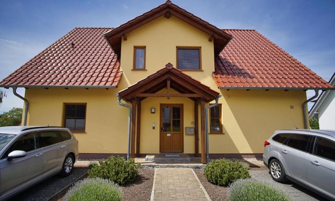 Thiessow Apartamento | Schicke FeWo mit Terrasse, gratis Nutzung vom AHOI Erlebnisbad und Sauna in Sellin - Haus De niege Wech FeWo 01
