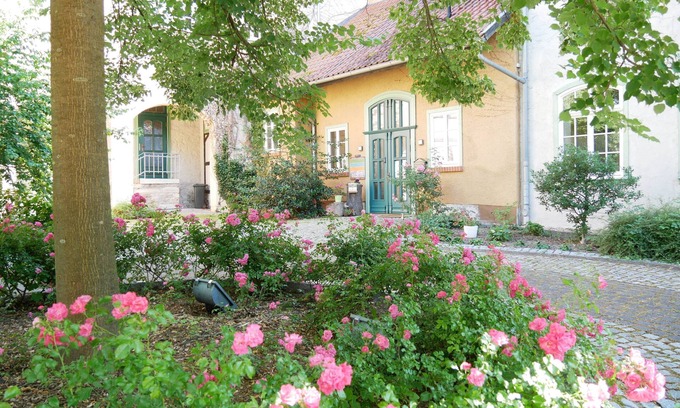 Weberstedt Casa | Schloss Goldacker - das Schloss der Gesundheit