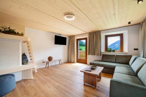 San Leonardo in Passiria Apartamento | Schlossbauer große Ferienwohnung