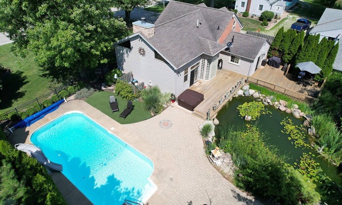 Huron Casa | School House Getaway! 4BR with Large Pool & Hot Tub