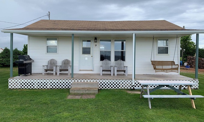 Summerside Cabaña | Schurmans Shore Waterfront Cottage #9
