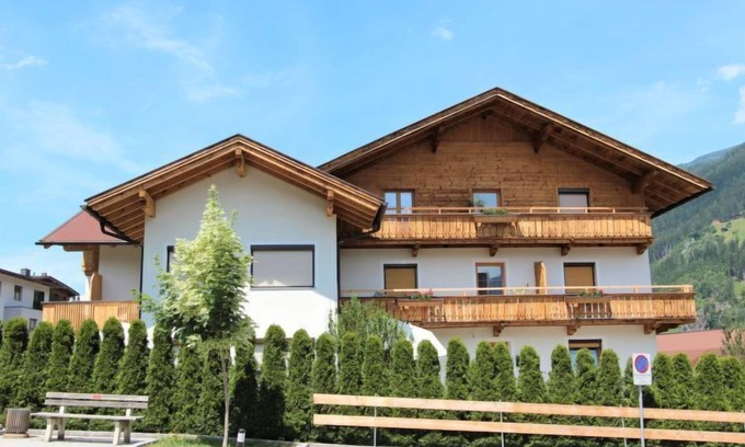 Zillertal Apartamento | Schweiberer by Interhome