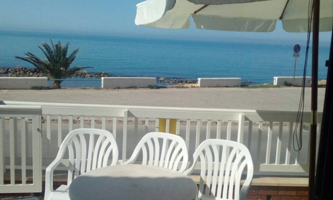 Scoglitti Casa | SCOGLETS: OPEN SEA VIEW 20 MT FROM THE AIR CONDITIONED SEA