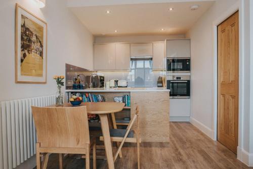West End Apartamento | Scottish Apartment with Amazing Castle Views
