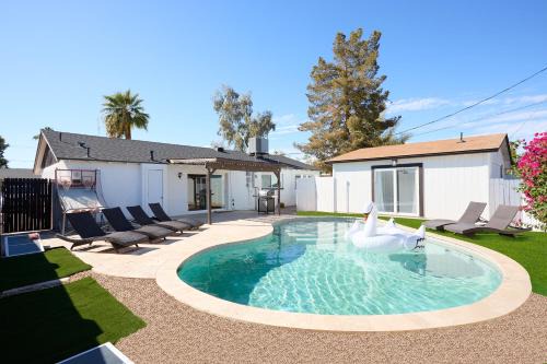New Papago Parkway Casa | Scottsdale - 631 N 74th Pl
