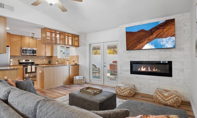 Sunset Ridge Casa | Scottsdale Home w/ Pool, Hot Tub, Game Room