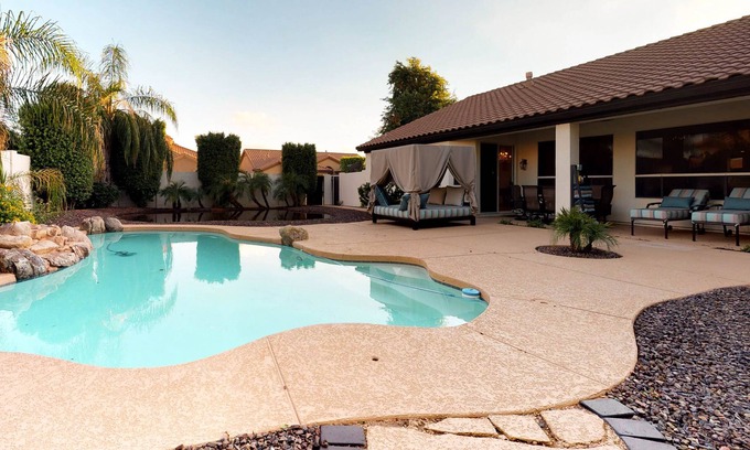 Arabian Crest Casa | Scottsdale casa w / piscina privada y parrilla, cerca de tiendas!