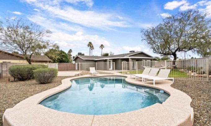 Scottsdale Vista Casa | Scottsdale Private Heated Pool Golf by HomeSlice